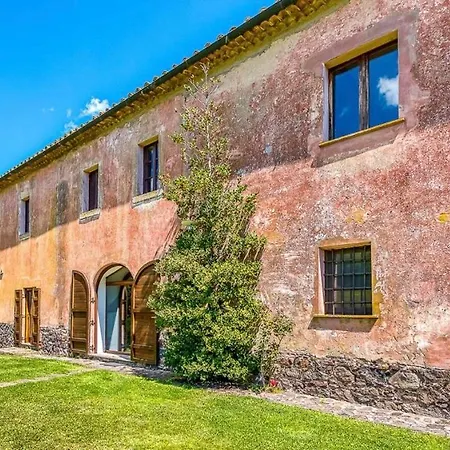 Montecalvo Farm stay