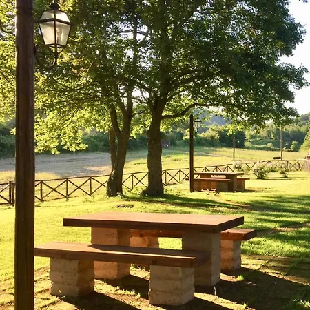 Farm stay Montecalvo *