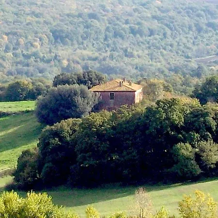 Farm stay Montecalvo